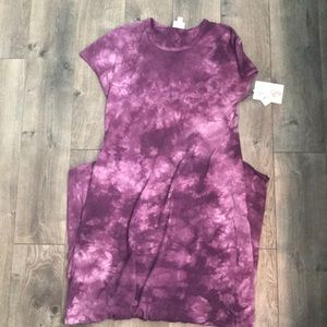 Beautiful Purple Tie-Dye Small Maria NWT